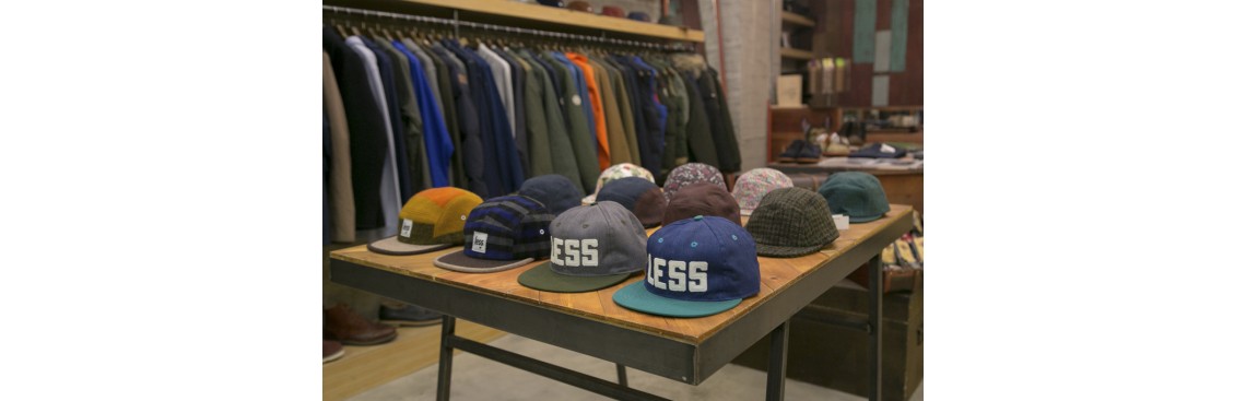 LESS SELECT SHOP-04